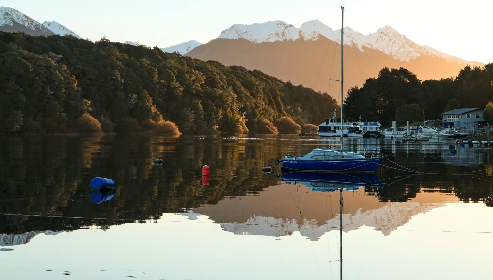Catnap Cottage, Newly Renovated Manapouri Exterior foto